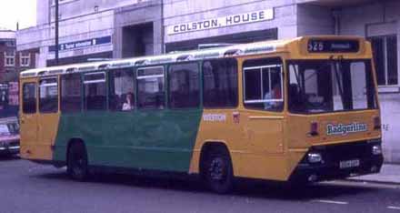 Badgerline Volvo B10M Alexander P